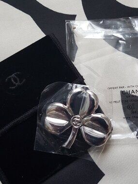 Chanel Beauty gift brooch